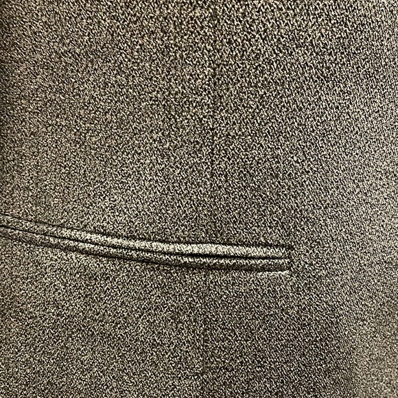 Kasper suit jacket. The jacket is lined, olive black fabric. - Picture 4 of 6